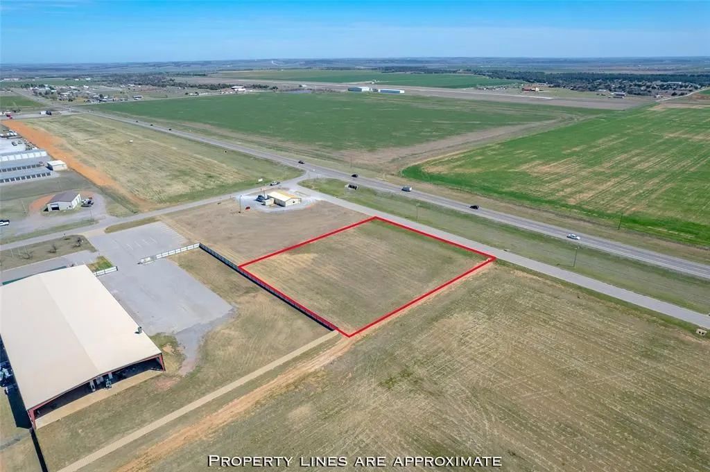 1.28 Acre Commercial Lot on N Broadway Blvd, Hinton, OK in Caddo County, OK