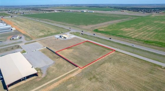 1.28 Acre Commercial Lot on N Broadway Blvd, Hinton, OK in Caddo County, OK