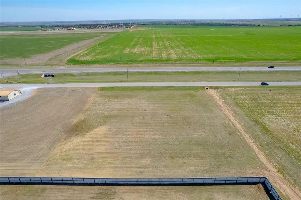 Decorative background for 1.28 Acre Commercial Lot on N Broadway Blvd, Hinton, OK image 11