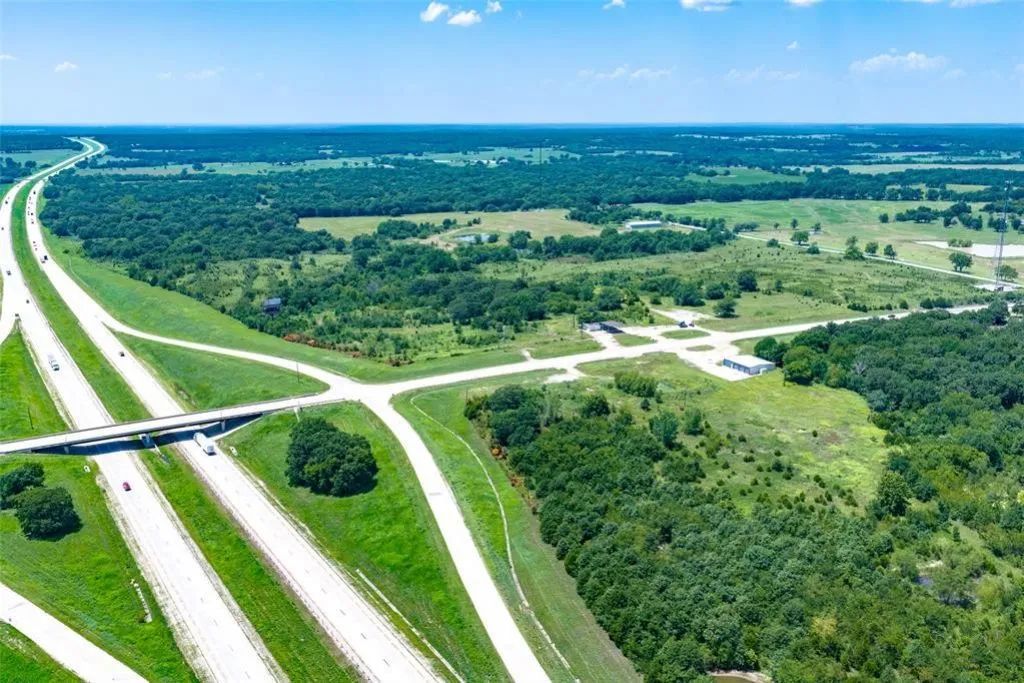 Decorative background for 53.68 Acres at I-40 Exit 212 Interchange - Okemah, OK image 9