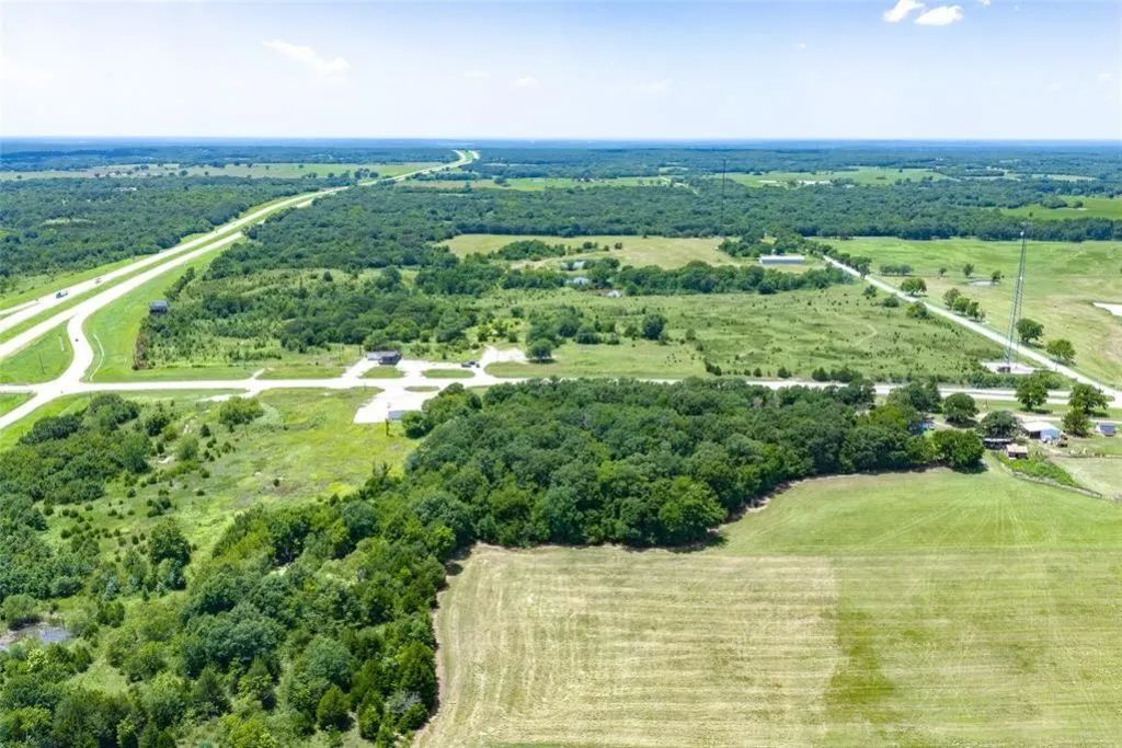 Decorative background for 53.68 Acres at I-40 Exit 212 Interchange - Okemah, OK image 10