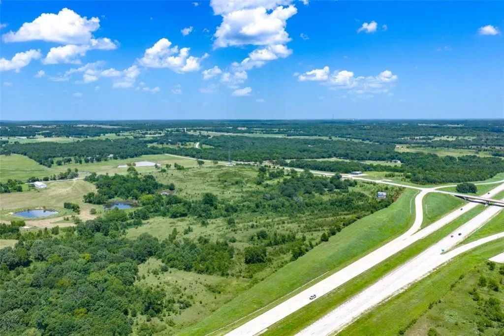 Decorative background for 53.68 Acres at I-40 Exit 212 Interchange - Okemah, OK image 36