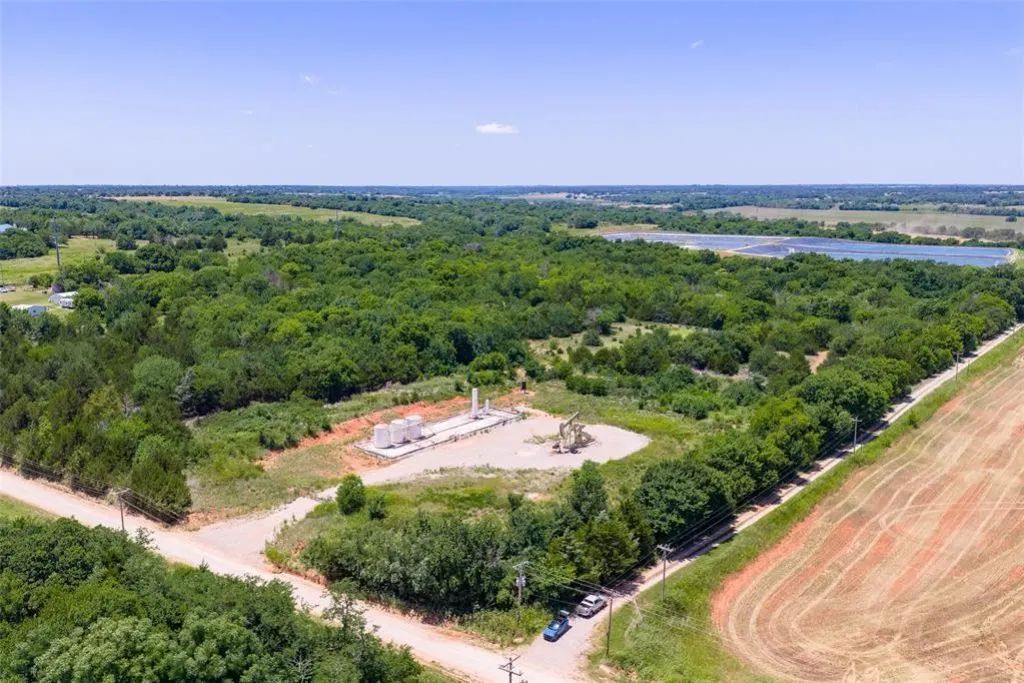 Decorative background for 46.75 Acres in Washington, OK - Pasture, Trees & Pond image 11
