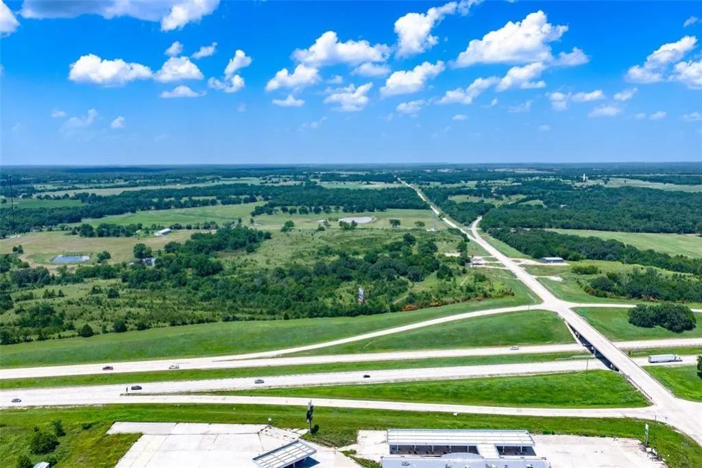 Decorative background for 10.5 Acres - Corner of I-40 & Hwy 56, Exit 212 - Okemah, OK image 21
