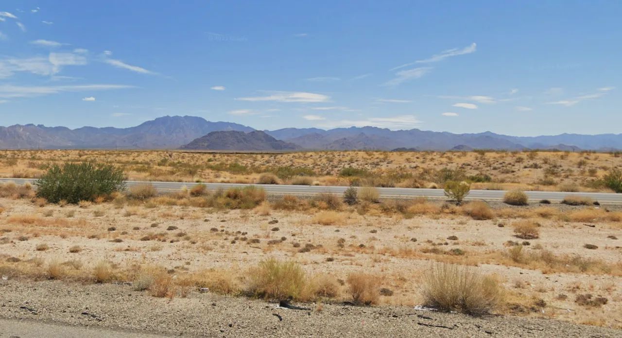 Your Off-Grid Paradise Starts Right Here!
