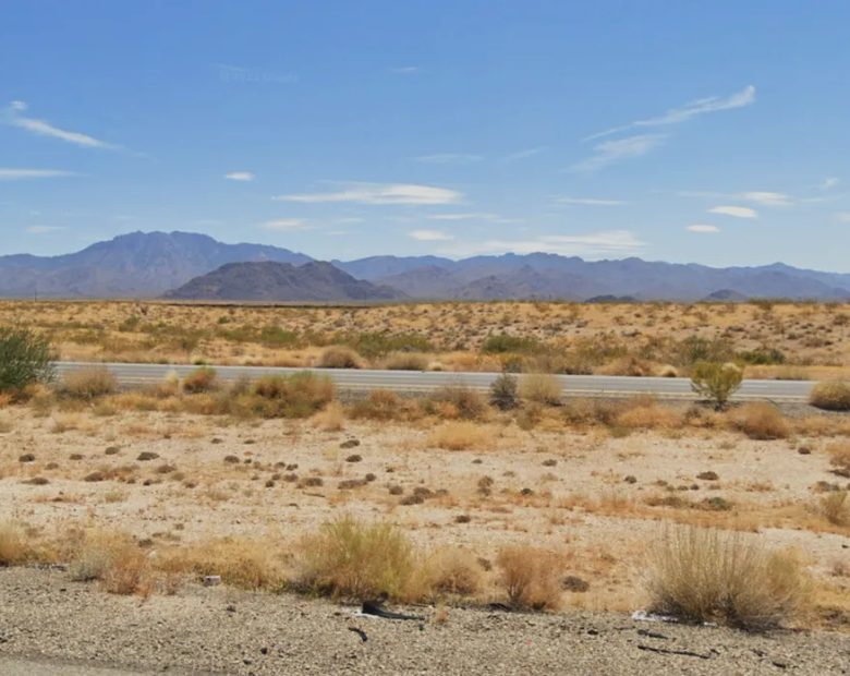 Your Off-Grid Paradise Starts Right Here! in Mohave County, AZ