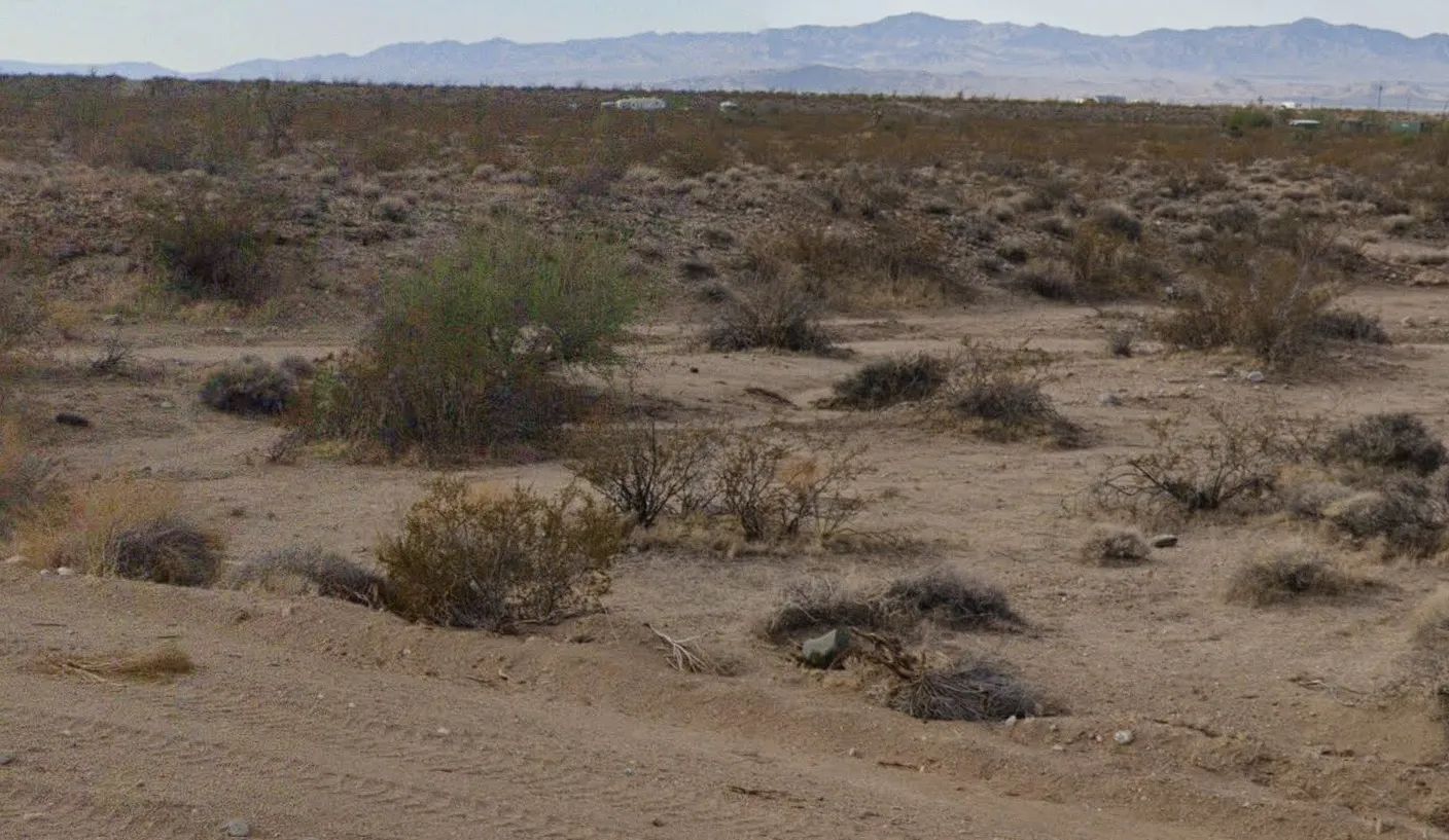 Retire Somewhere Peaceful— 2.35-Acre Arizona Land Without the Chaos in Mohave County, AZ