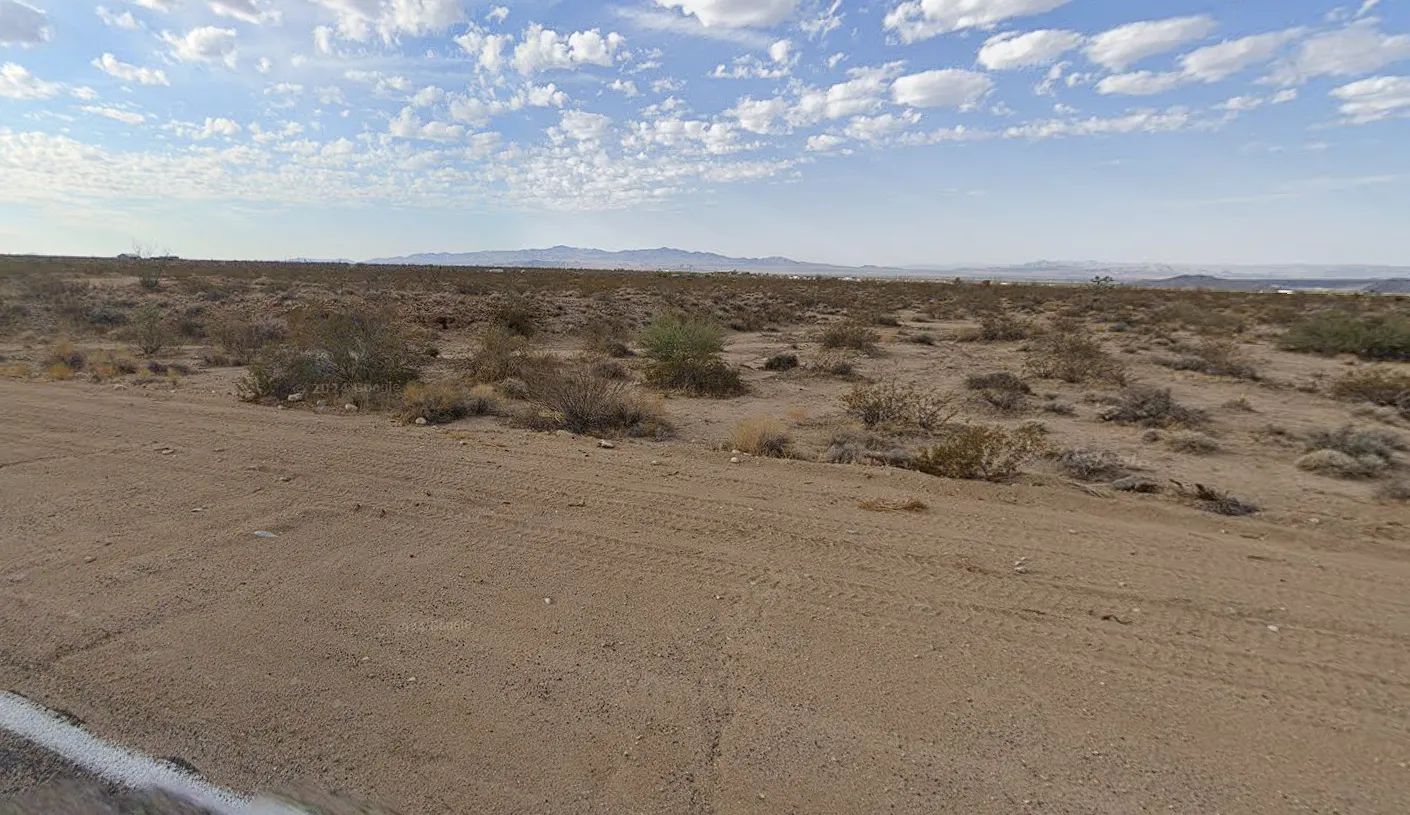 Retire Somewhere Peaceful— 2.35-Acre Arizona Land Without the Chaos in Mohave County, AZ