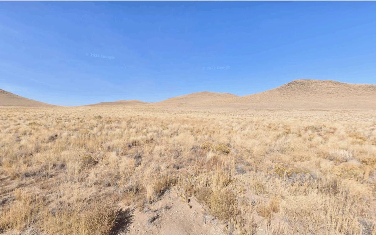 Decorative background for Your 4.76-Acre Private Colorado Getaway Is Here! image 6