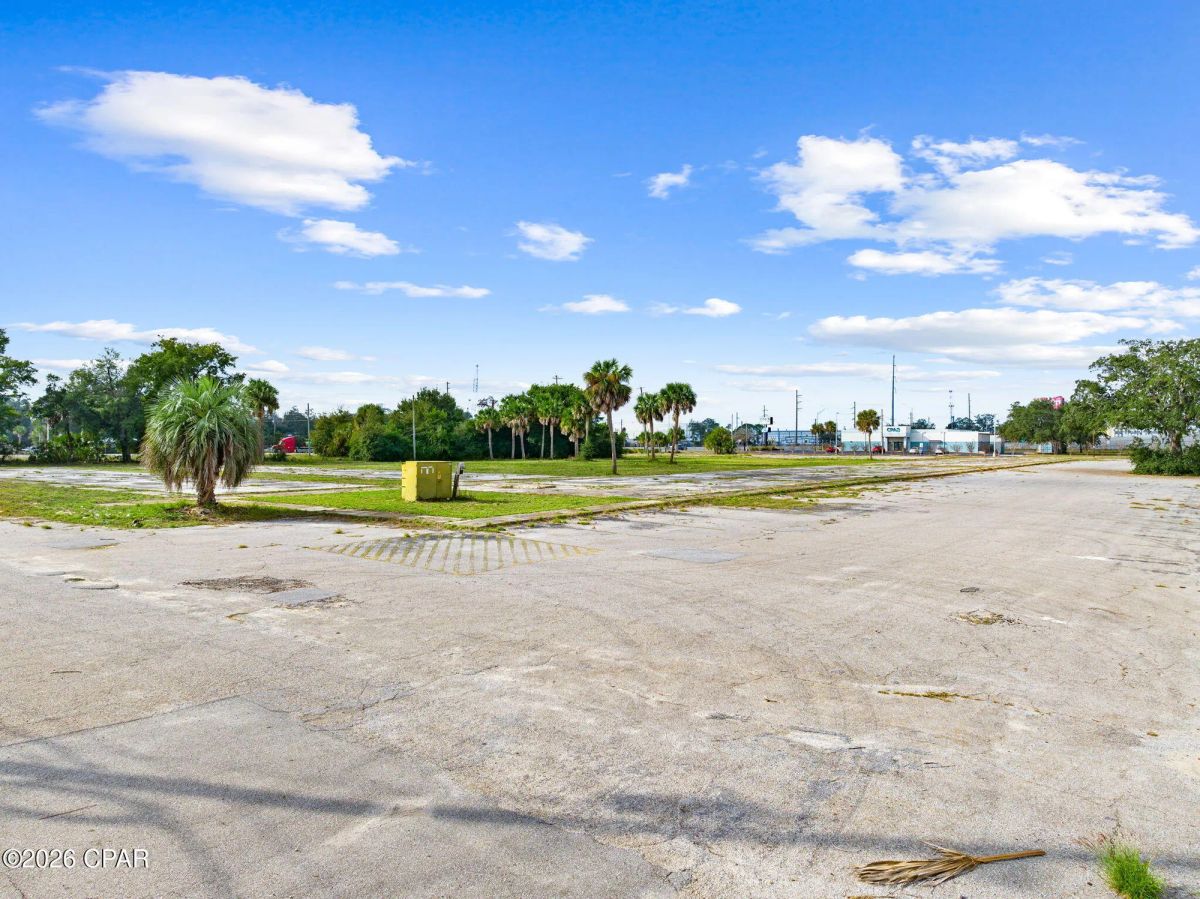 4.77 Vacant Commercial Acres in Panama City, FL - Image 3