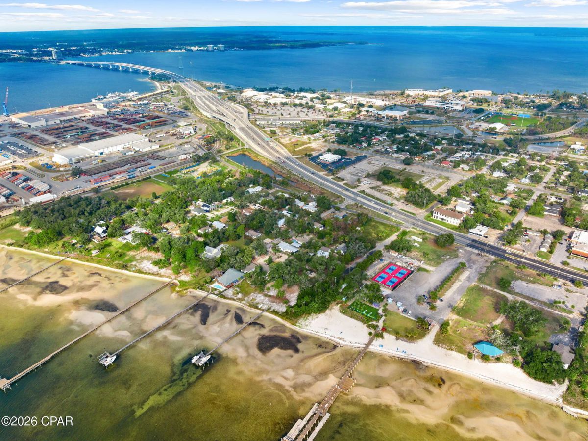Decorative background for 4.77 Vacant Commercial Acres in Panama City, FL image 7