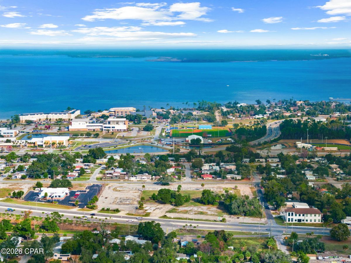 Decorative background for 4.77 Vacant Commercial Acres in Panama City, FL image 8