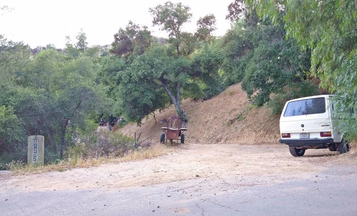 Decorative background for .17 Acres For Sale In Topanga, CA image 14