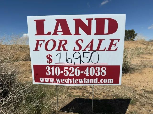 Decorative background for Vacant Corner Single Family Residential Lot in California City image 7