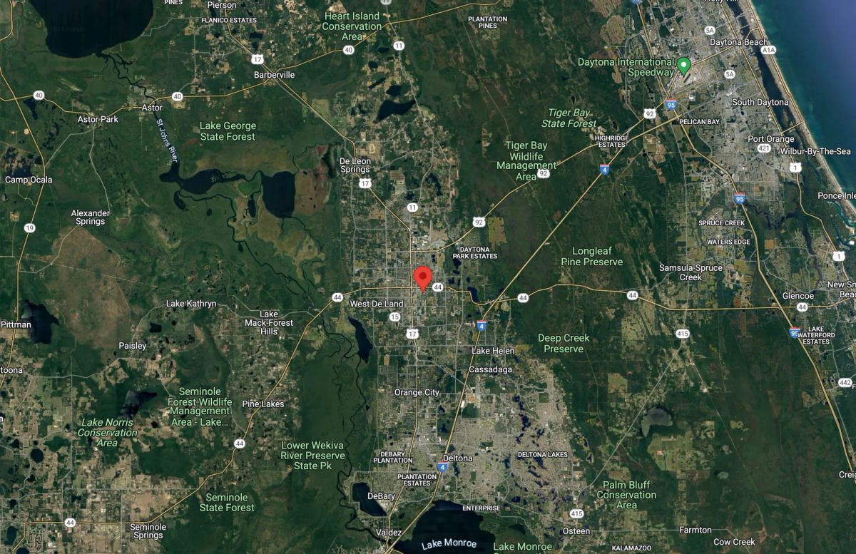 Decorative background for Residential, Undeveloped Lot in Deland, FL image 5