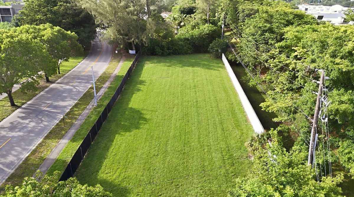 Vacant, Entitled Residential Property in Miramar, FL - Main image