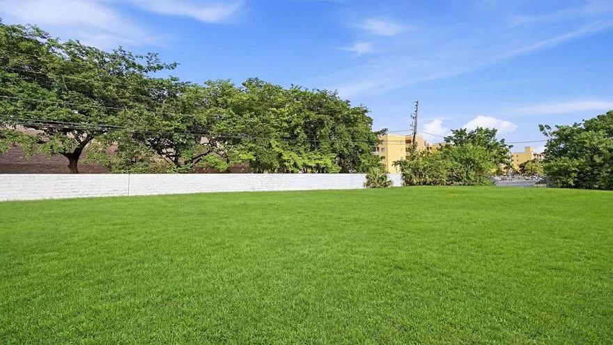 Decorative background for Vacant, Entitled Residential Property in Miramar, FL image 9