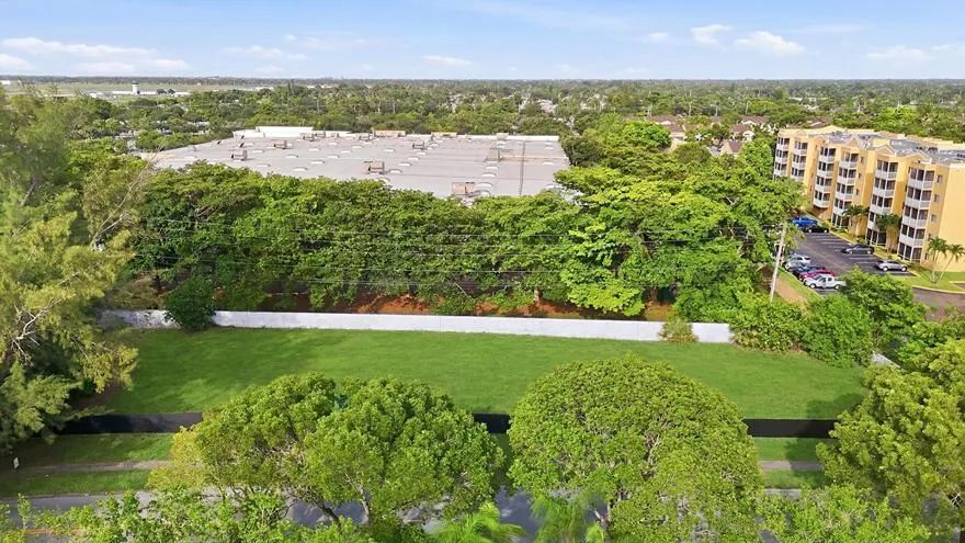 Decorative background for Vacant, Entitled Residential Property in Miramar, FL image 13