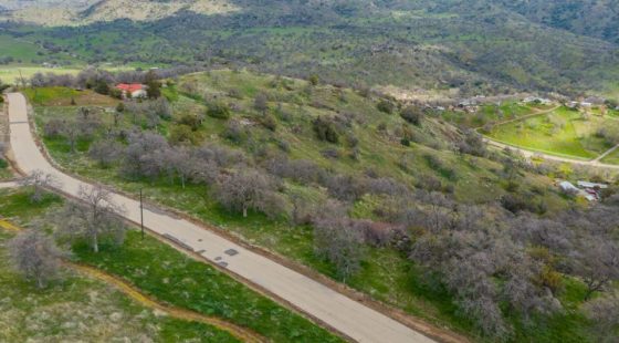 4.6 Acres of Scenic Land in Squaw Valley, CA in Fresno County, CA