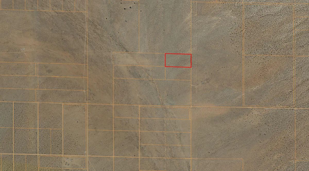 Decorative background for 5 Scenic Acres For Sale In Adelanto, CA image 6