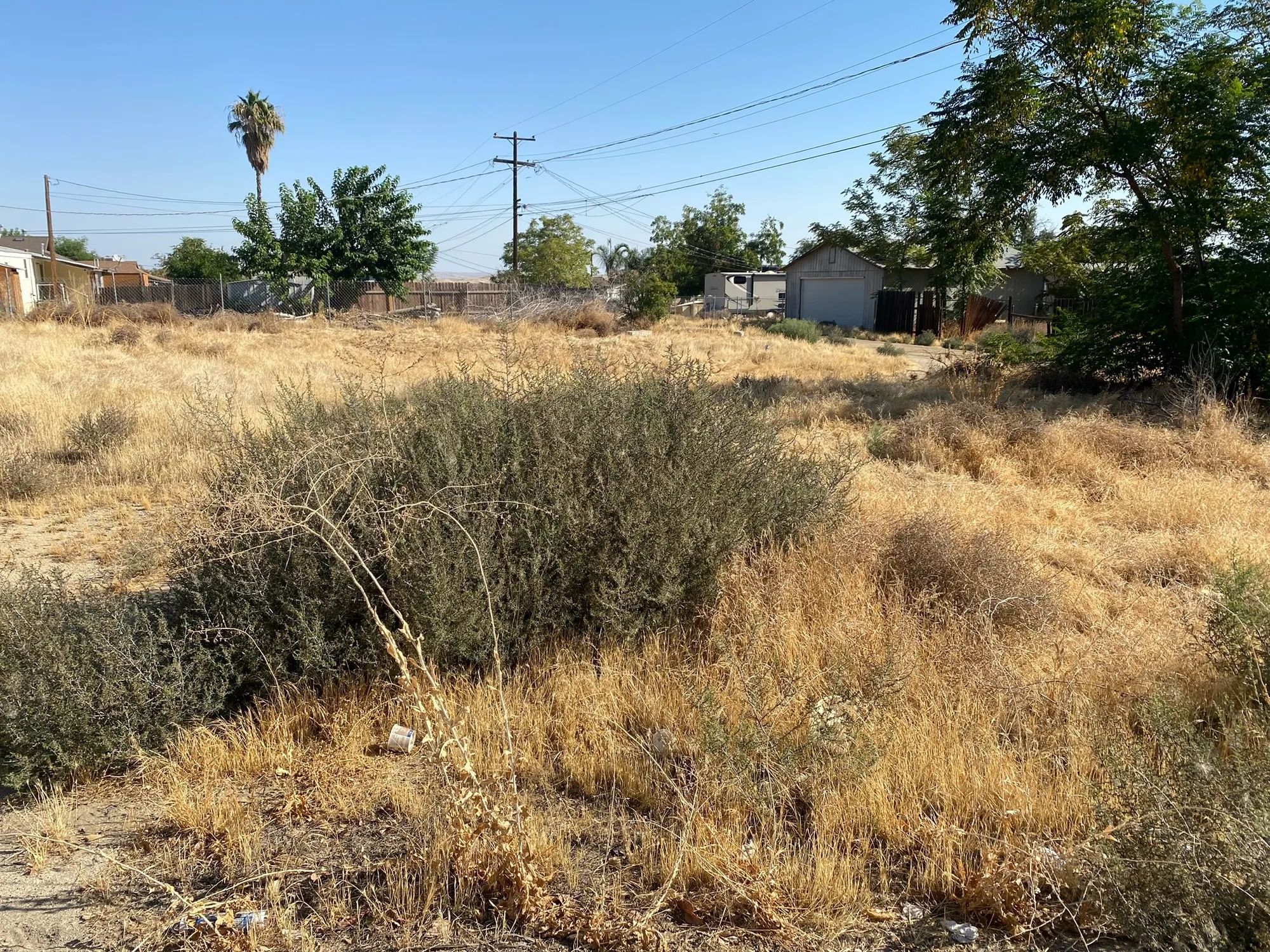 Corner, Undeveloped Lot in Residential Taft in Kern County, CA