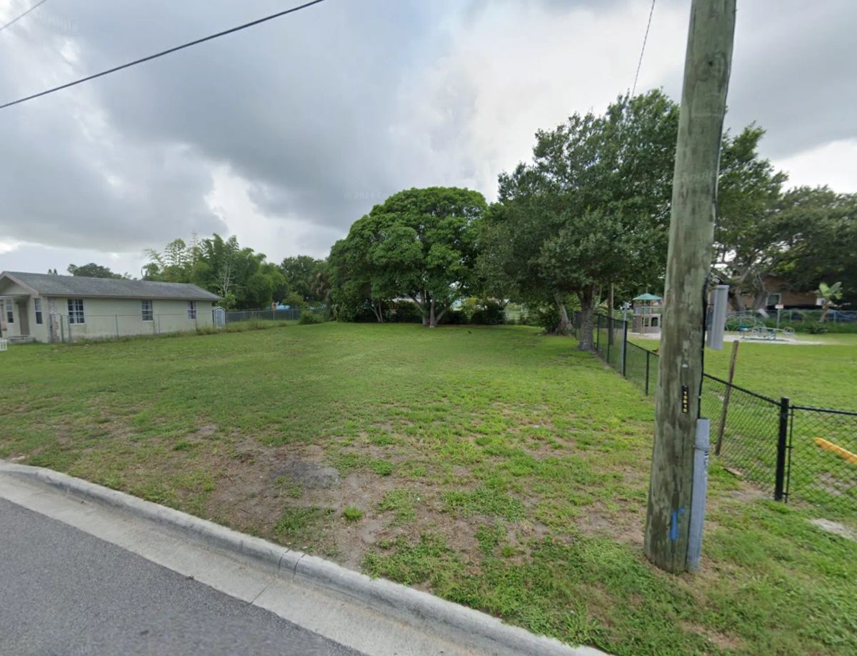 Cleared, Level Residential Vacant Lot in Fort Pierce, FL - Main image