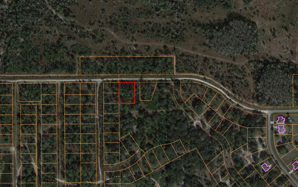 Decorative background for Nearly Half an Acre near Lehigh Acres image 6