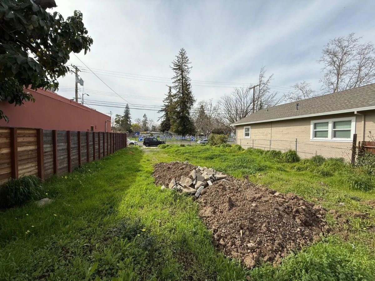 Level, Cleared Residential Lot in Sacramento, CA - Main image