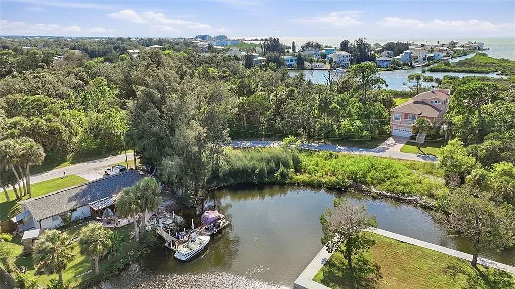 Decorative background for Waterfront Corner Residential Lot in Hudson, FL image 9