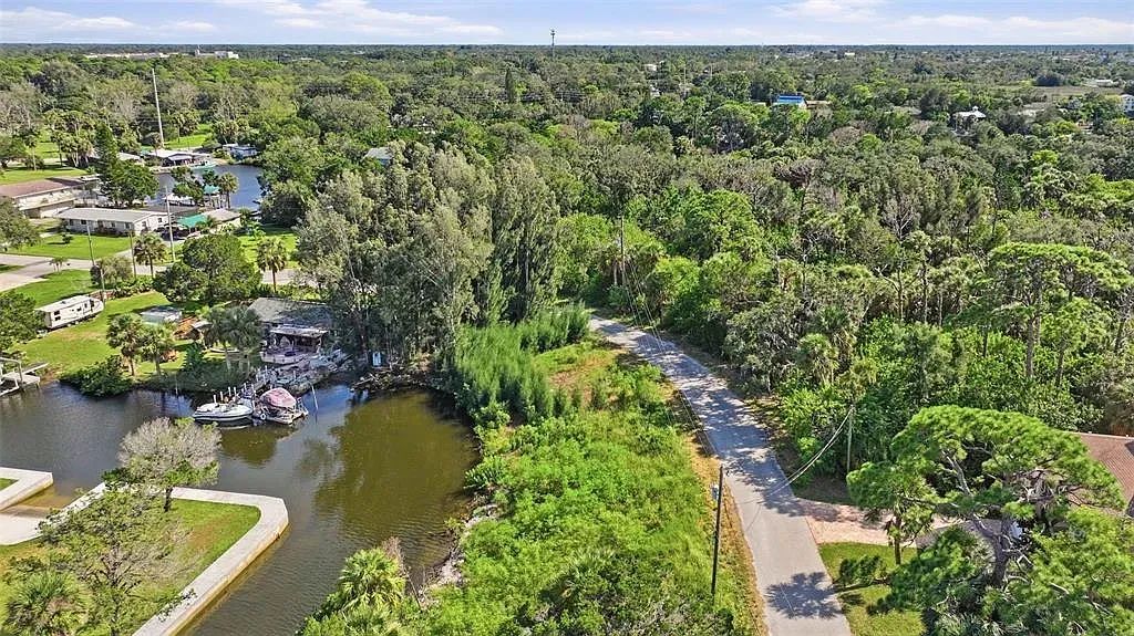 Decorative background for Waterfront Corner Residential Lot in Hudson, FL image 16