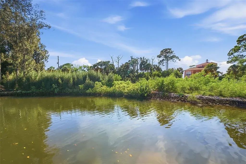 Decorative background for Waterfront Corner Residential Lot in Hudson, FL image 33