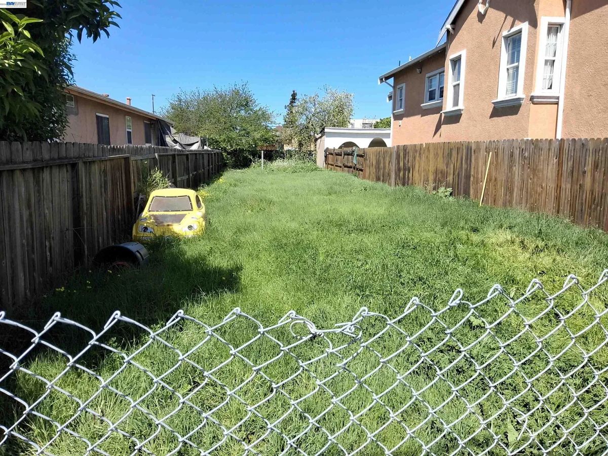 Vacant Residential Lot for Sale in Elmhurst Park Oakland, CA - Main image