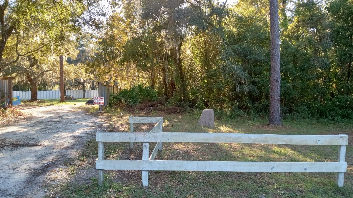 Vacant Half-Acre in a Cul de Sac in Crystal River, FL - Image 4