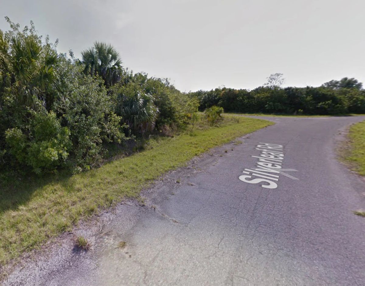 Undeveloped, Residential Lot in North Port, FL Near Cul-de-sac - Image 2