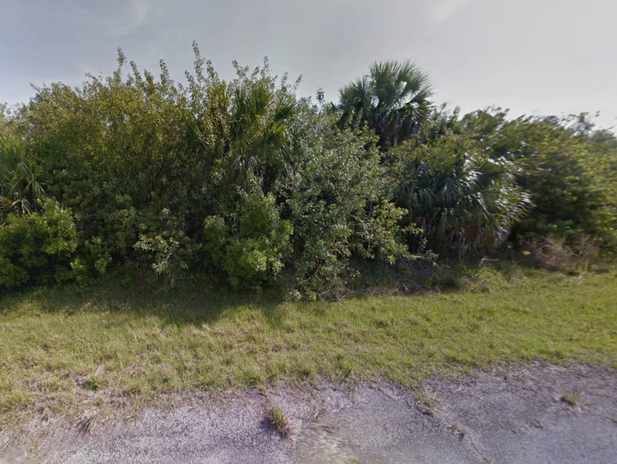 Undeveloped, Residential Lot in North Port, FL Near Cul-de-sac - Image 4