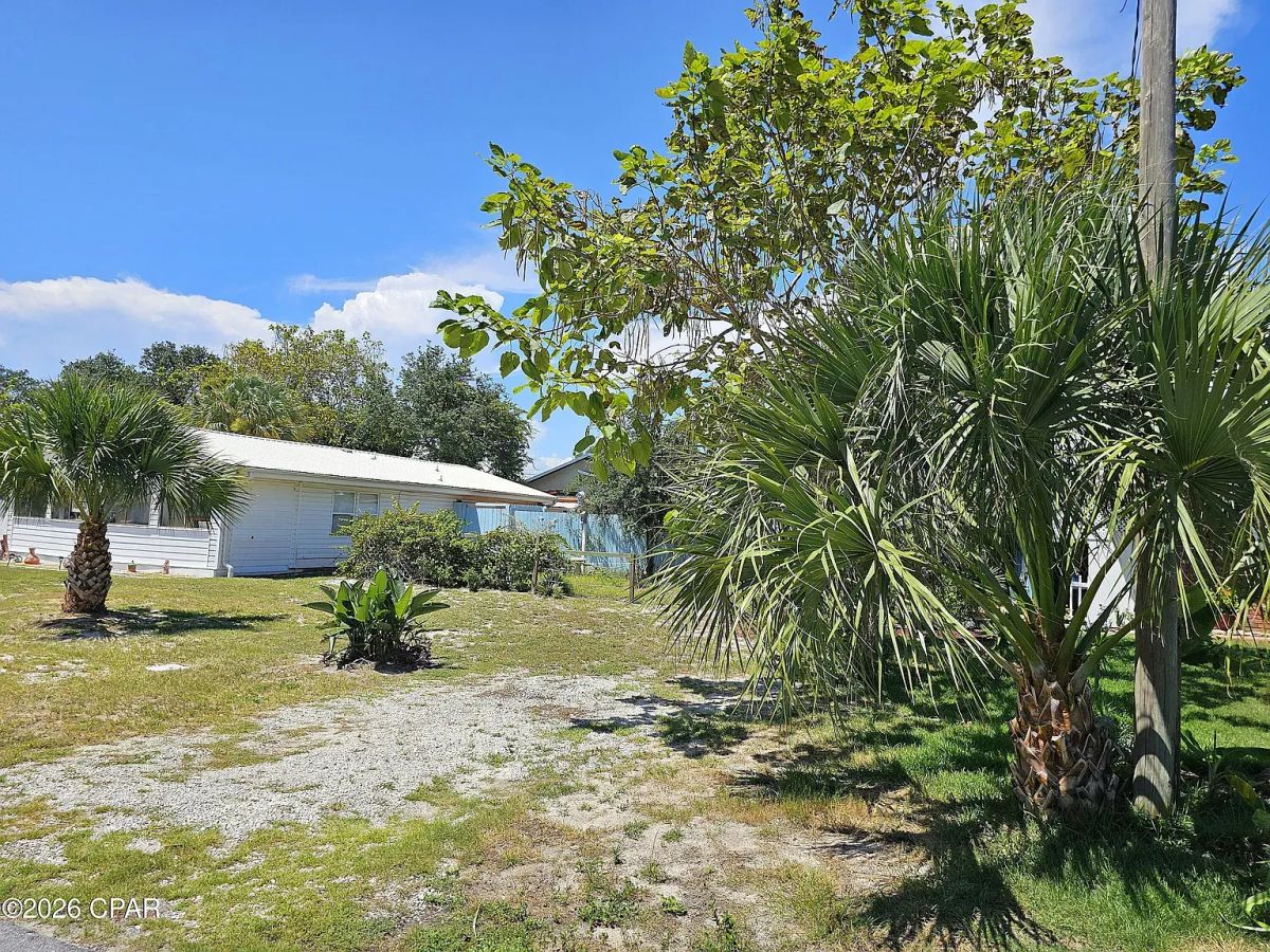 Decorative background for Vacant, Residential Lot Near the Water in Panama City, Beach, FL image 6