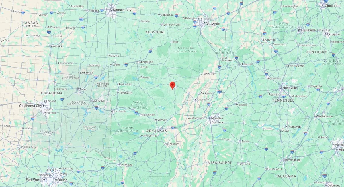 Decorative background for 0.3 Acres in Izard County, AR image 19