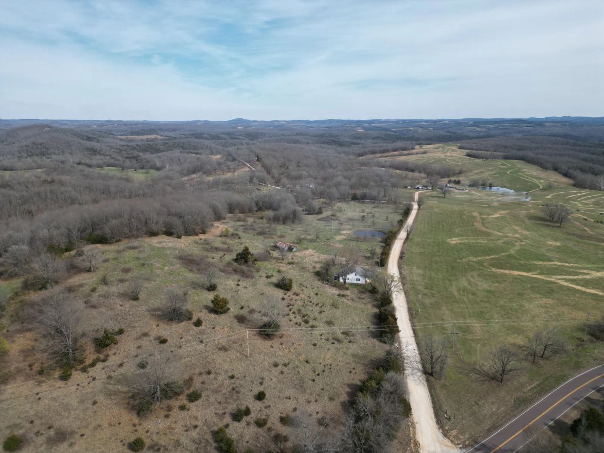 0.09 Acres in Ozark County, MO - Image 3