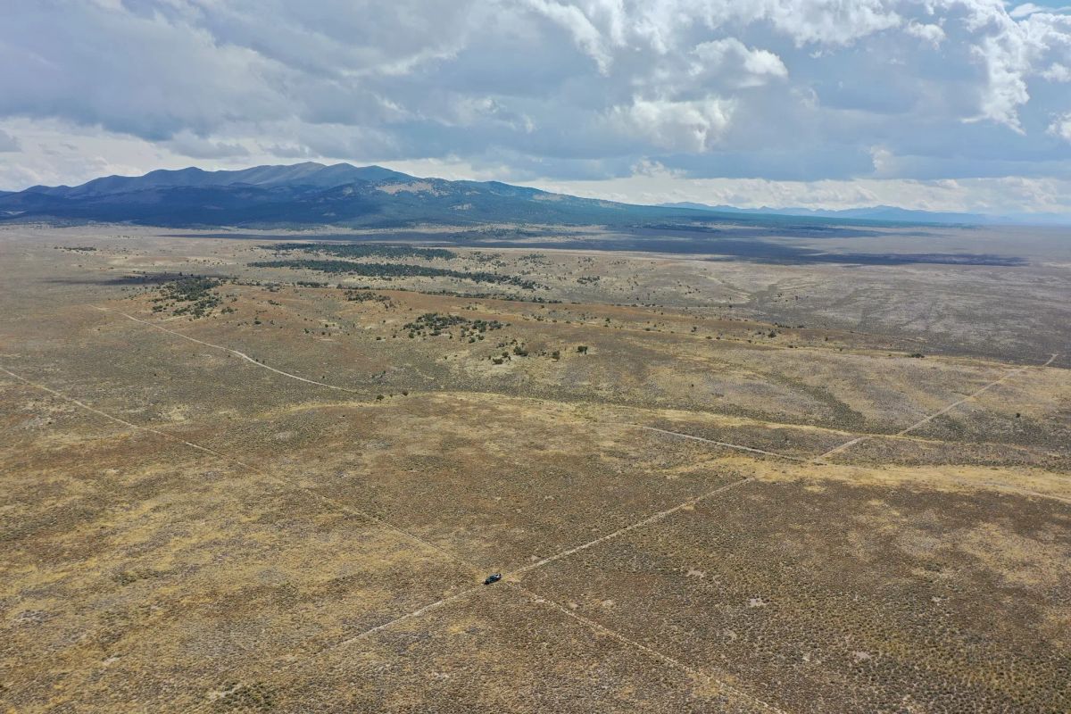 Decorative background for 10 Acres in Elko County, NV image 12