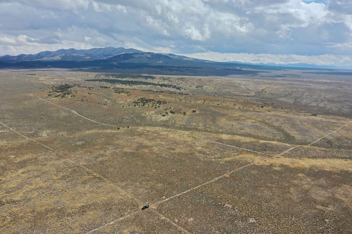 Decorative background for 10 Acres in Elko County, NV image 24