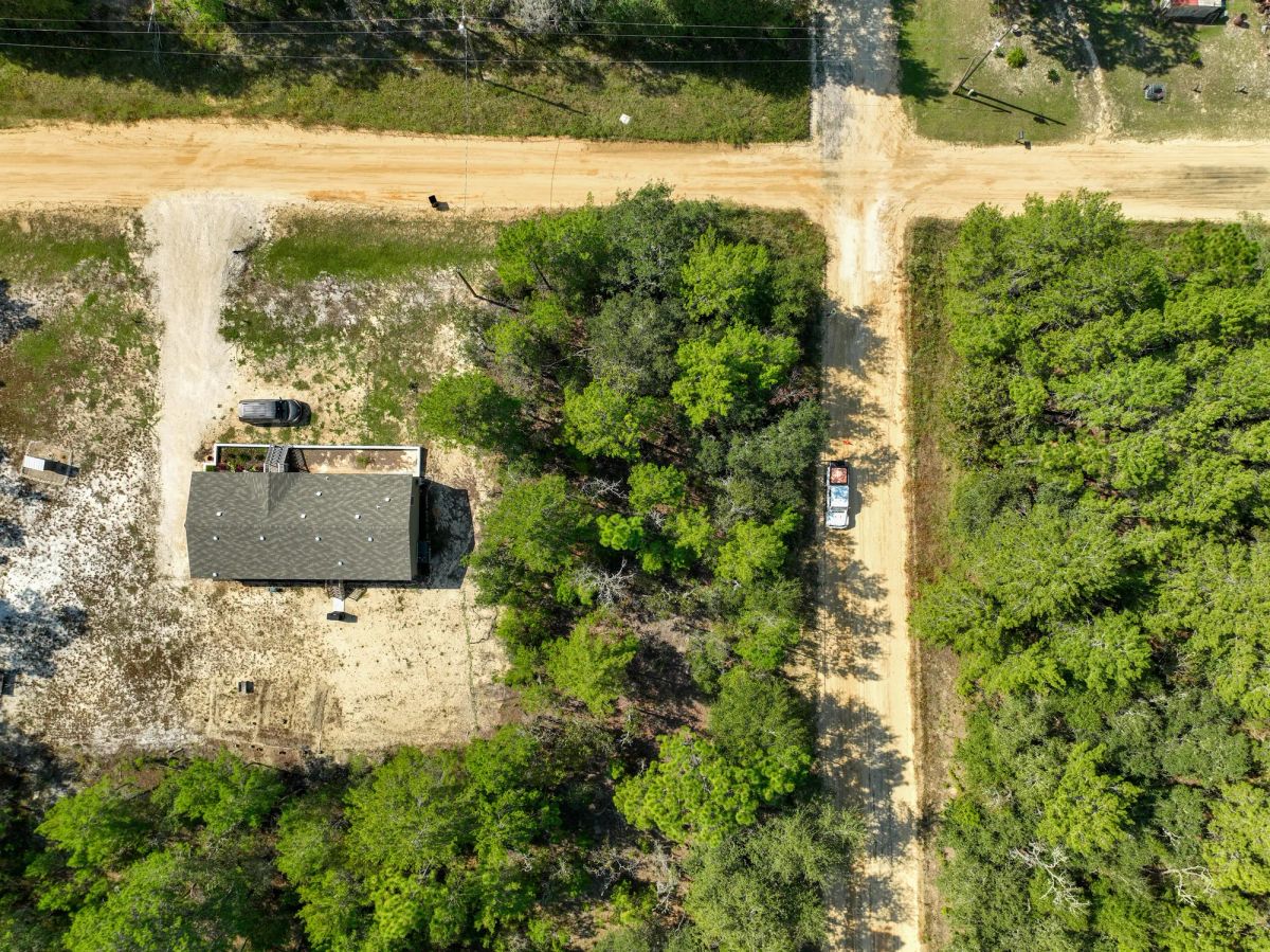 Decorative background for 0.22 Acres in Putnam County, FL image 8