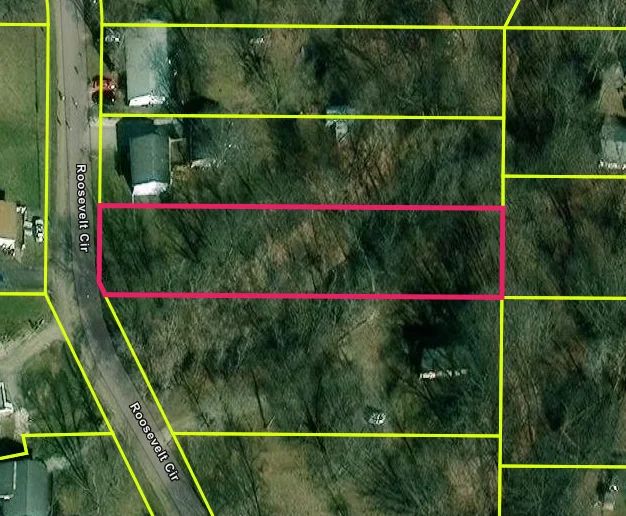 0.45-acre Residential Lot in Bloomington, IL/Terreno a la venta - Main image