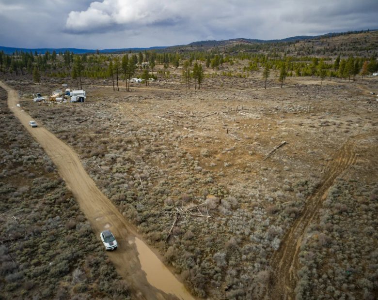 Level Ground, Open Skies — Your Off-Grid Canvas in Klamath Forest Estates in Klamath County, OR