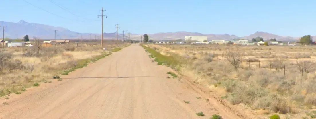 Decorative background for Half-Acre Residential Lot in Deming Ranchettes, NM image 6
