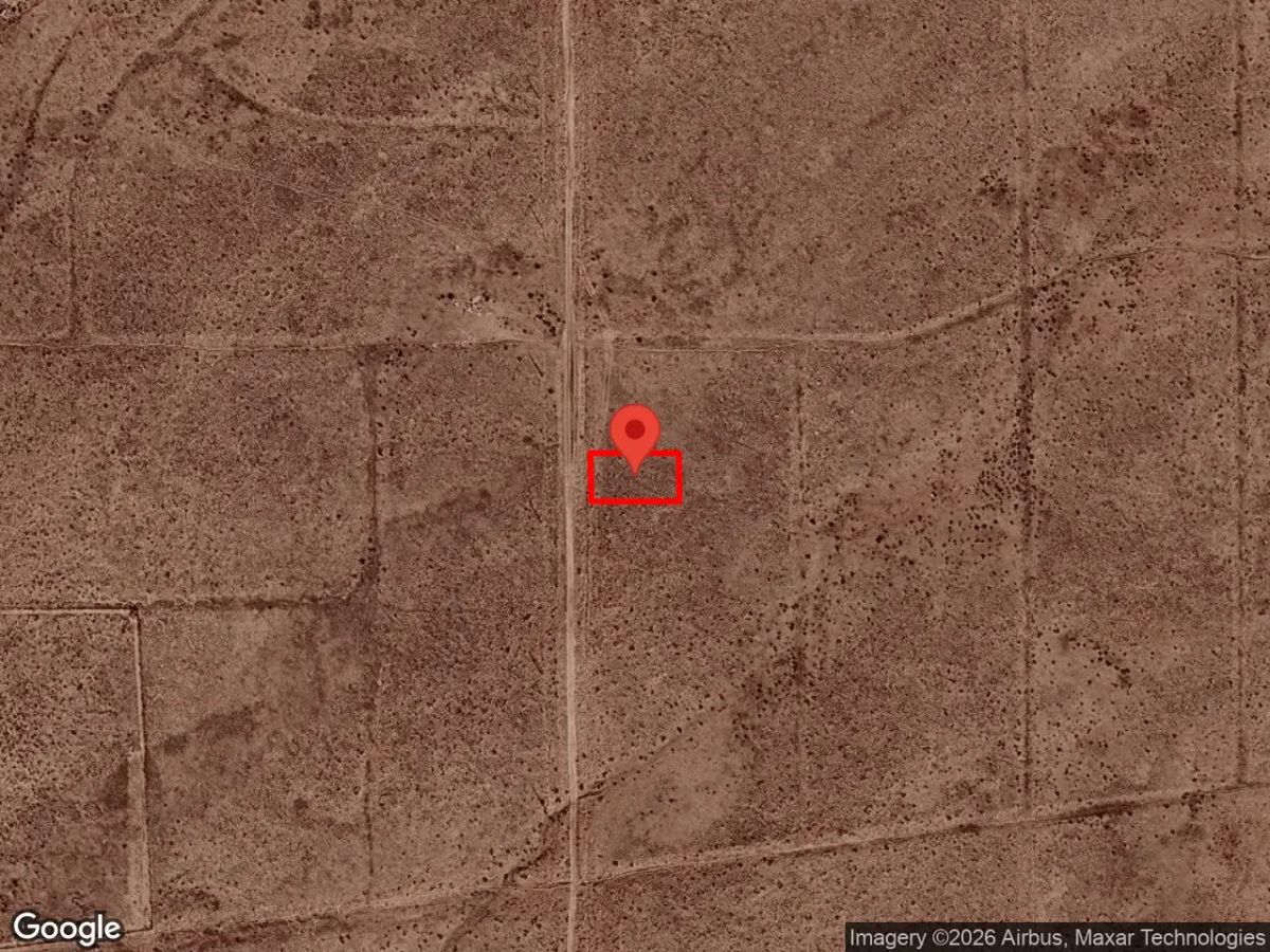 Quarter-Acre Desert Escape Near Petrified Forest Country, AZ - Image 2