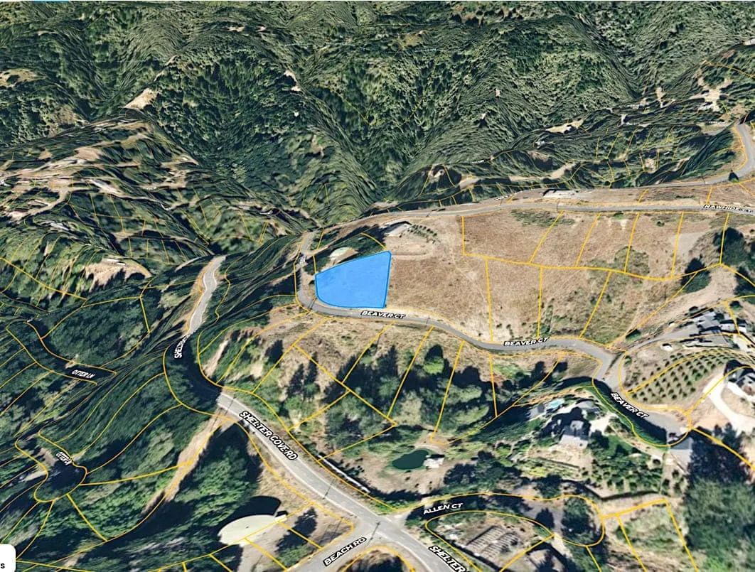 Decorative background for 0.36 Acres with Ocean Views in Whitethorn, CA – Northern California Escape image 17