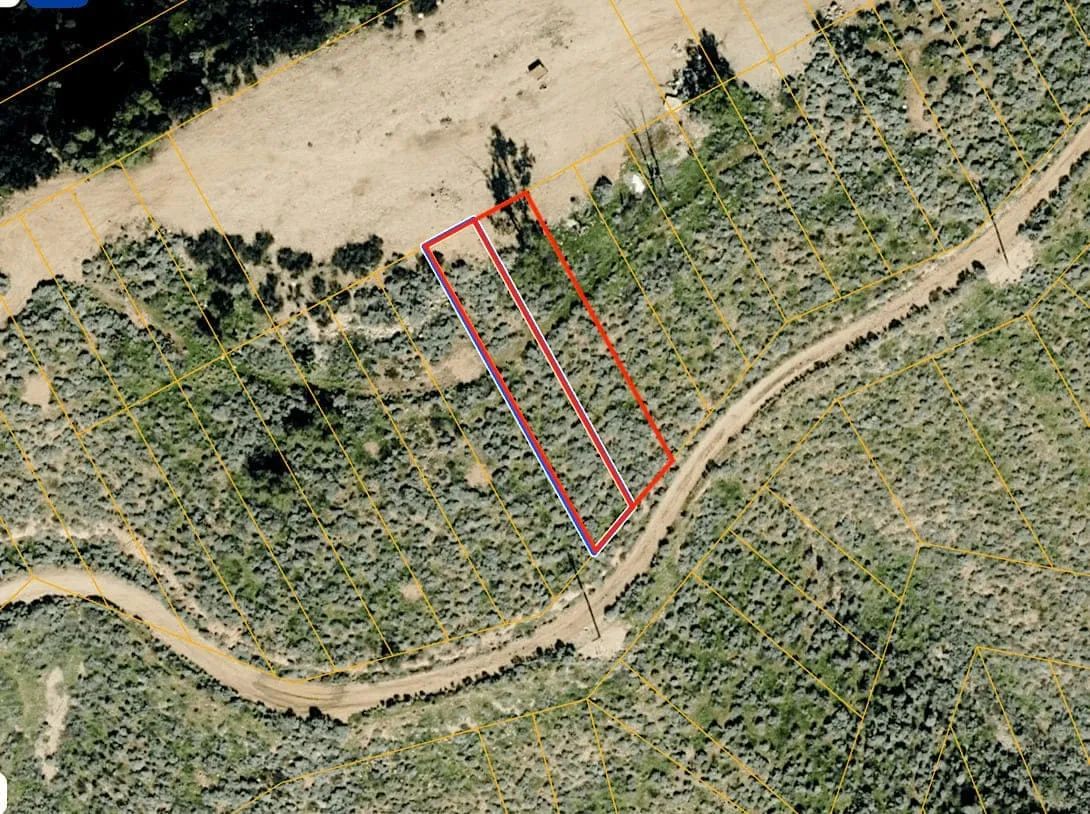 Decorative background for Build or Invest Near Lake Elsinore, CA – 6,970 Sq Ft Across Two Lots image 11