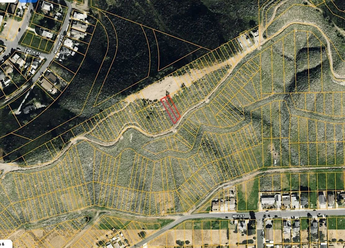 Decorative background for Build or Invest Near Lake Elsinore, CA – 6,970 Sq Ft Across Two Lots image 12