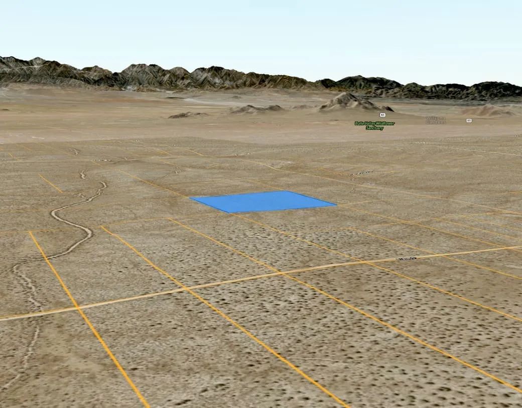 Decorative background for 10 Acres in Hi Vista, CA – Wide Open Space for Your Big Plans image 8