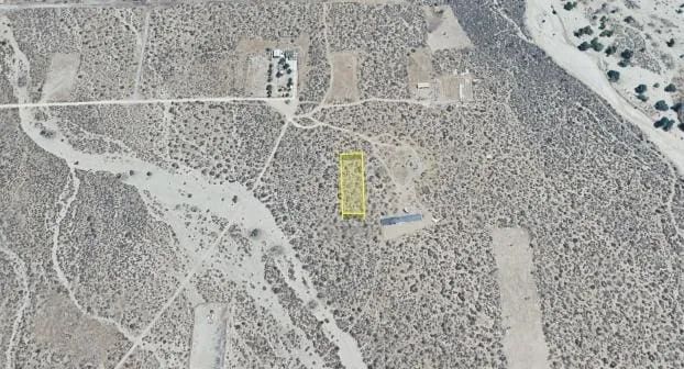 Build your future on this 0.68-acre opportunity in the growing Palmdale area of E Ave R 8 in Los Angeles County, CA